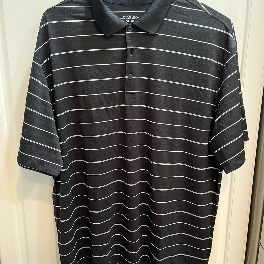 Nike Men's Black Striped Polo Shirt
